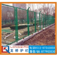 吴江物流园护栏网 吴江海关外墙钢丝网 浸塑绿色网片护栏网