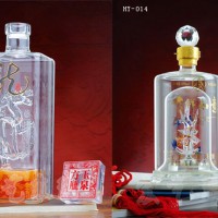 吉林工艺玻璃酒瓶企业_河间宏艺玻璃制品厂价销售内置酒瓶