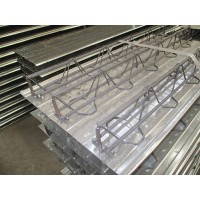 安徽彩钢钢结构施工-乌鲁木齐新顺达钢结构厂家定制桁架